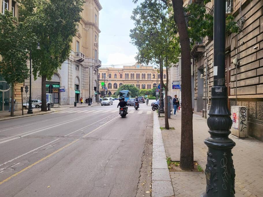 Casetta Poli- Appartamento Con Terrazza - Centro Storico Palerme Extérieur photo
